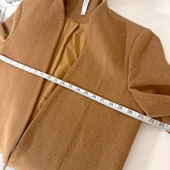 Mural Jacket - Picture 9 of 10